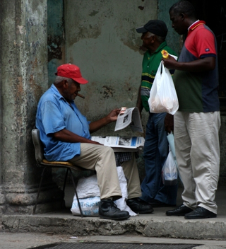 Illustration for article titled Race in Cuba: Images of Cuban Life